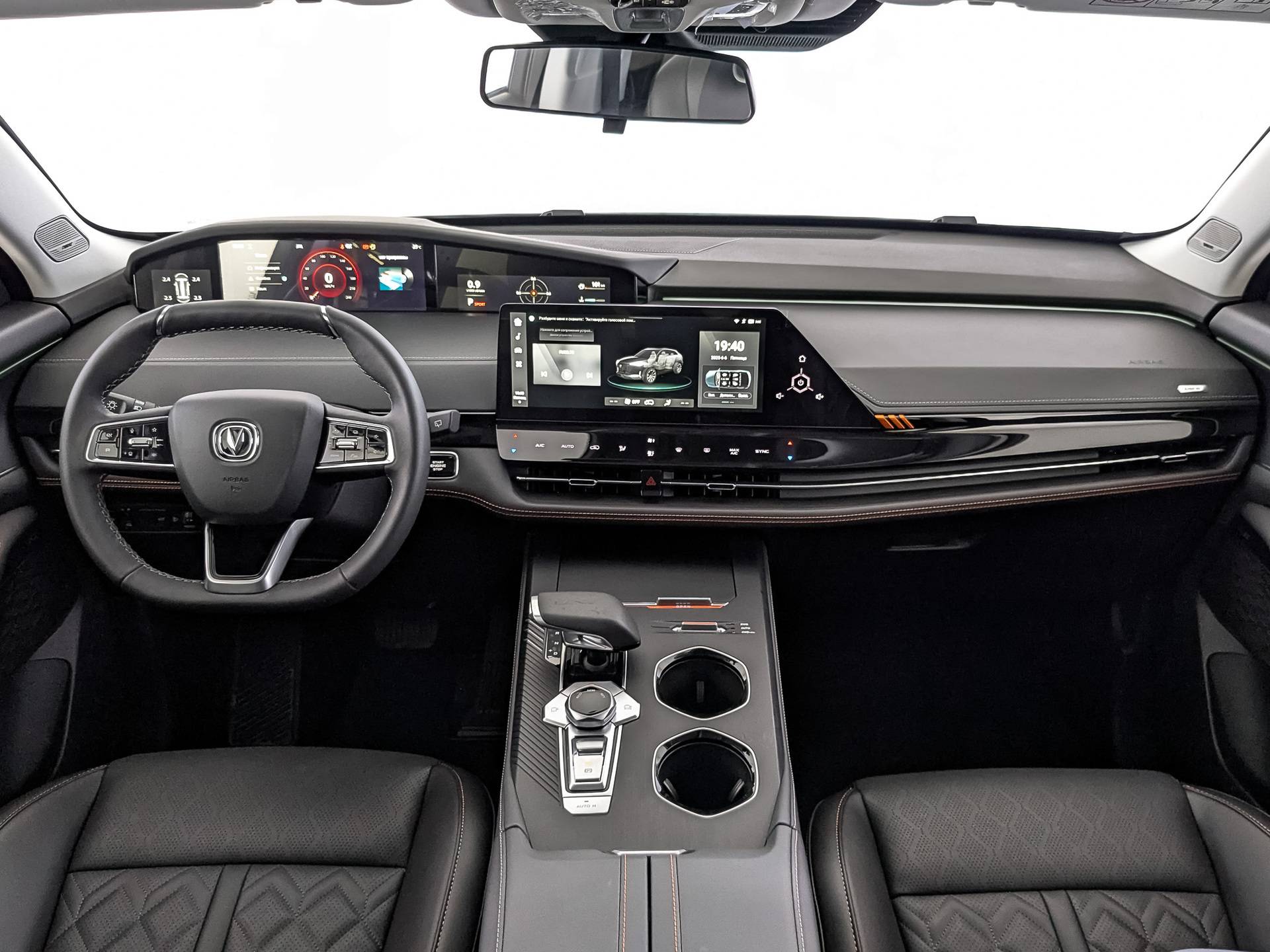 Changan Uni-K Tech 2.0 8AT AWD