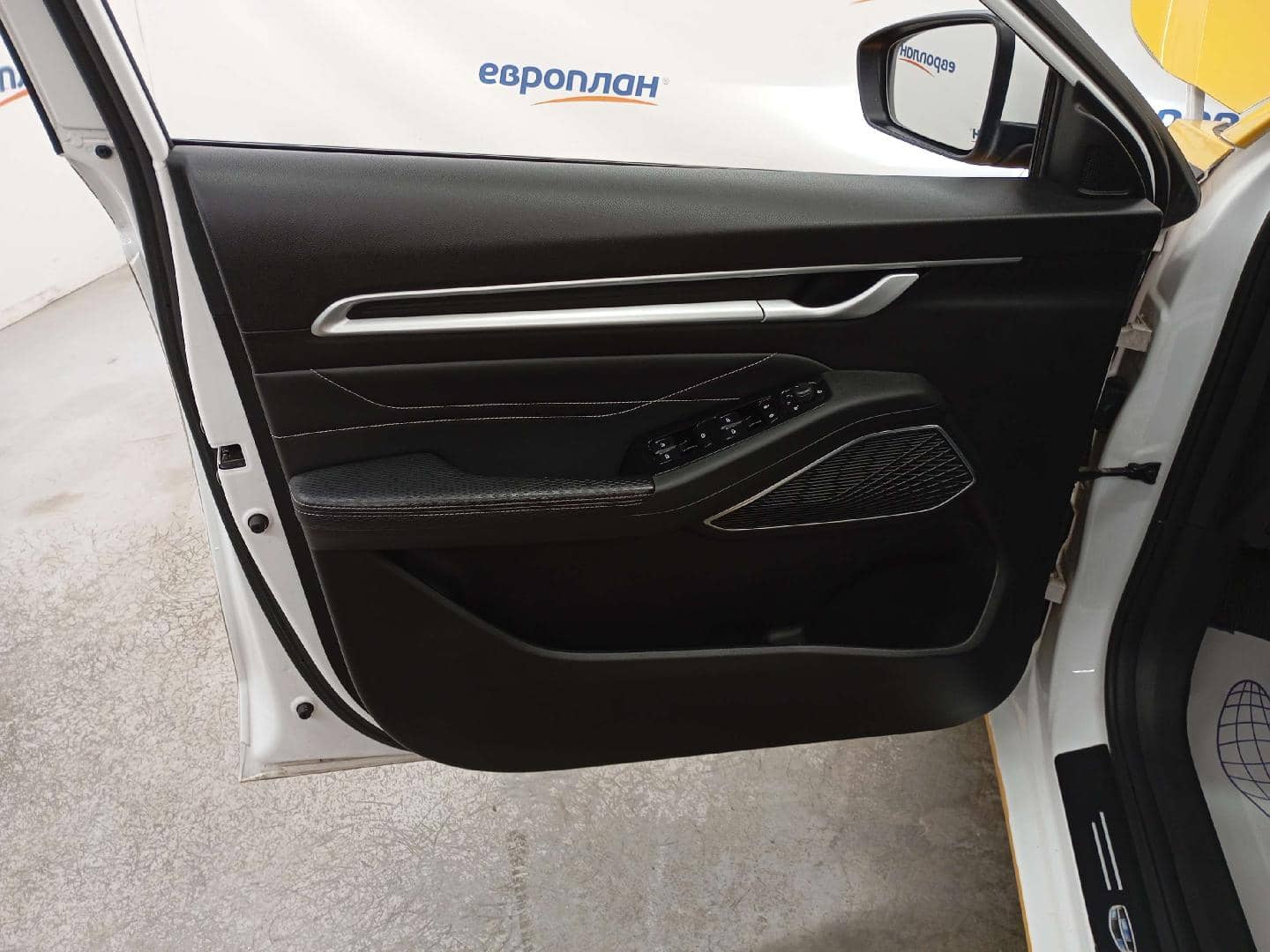 Geely Emgrand,  149 718 км, 2024 года в лизинг