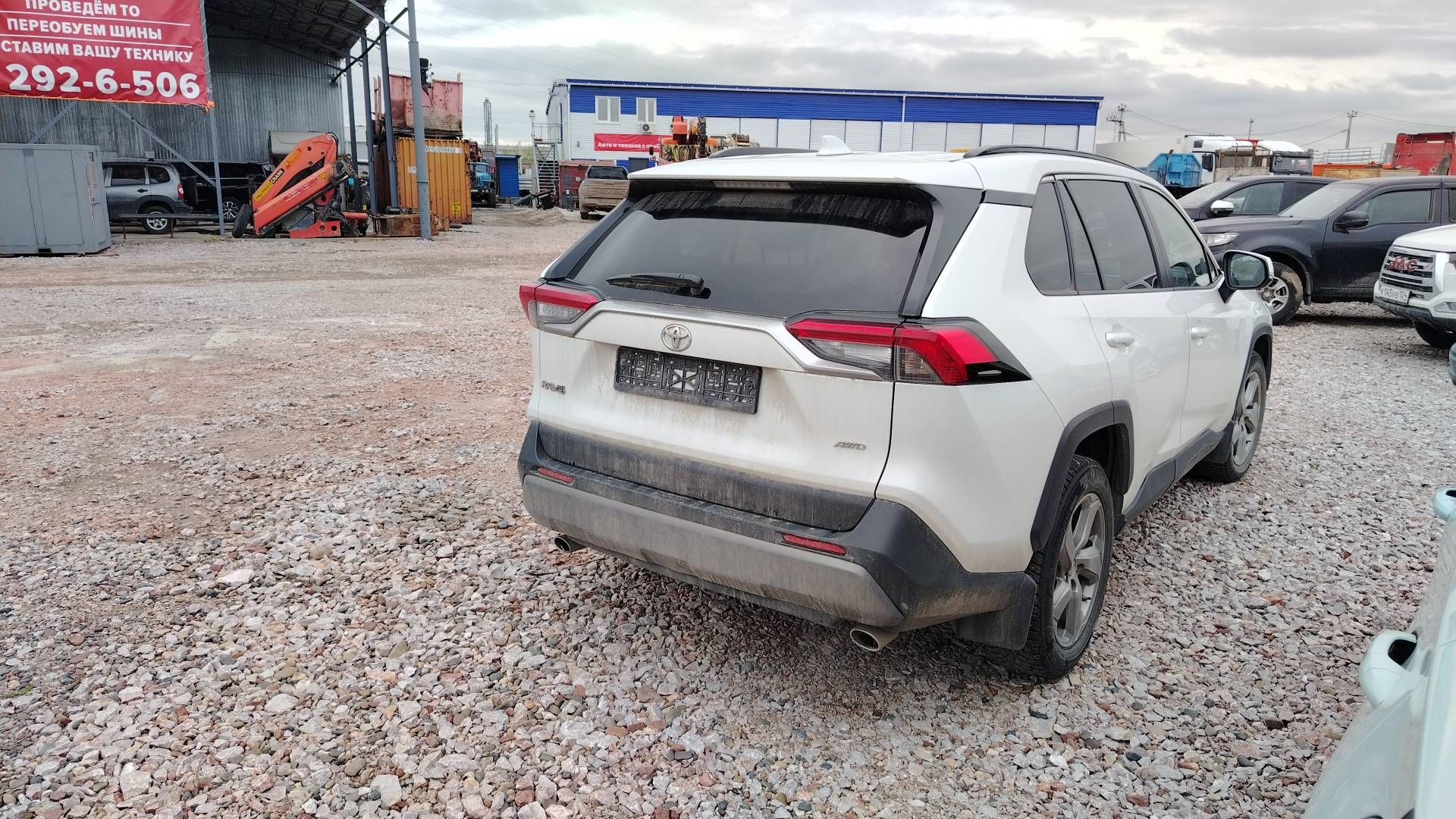 Toyota RAV4,  92 172 км, 2021 года