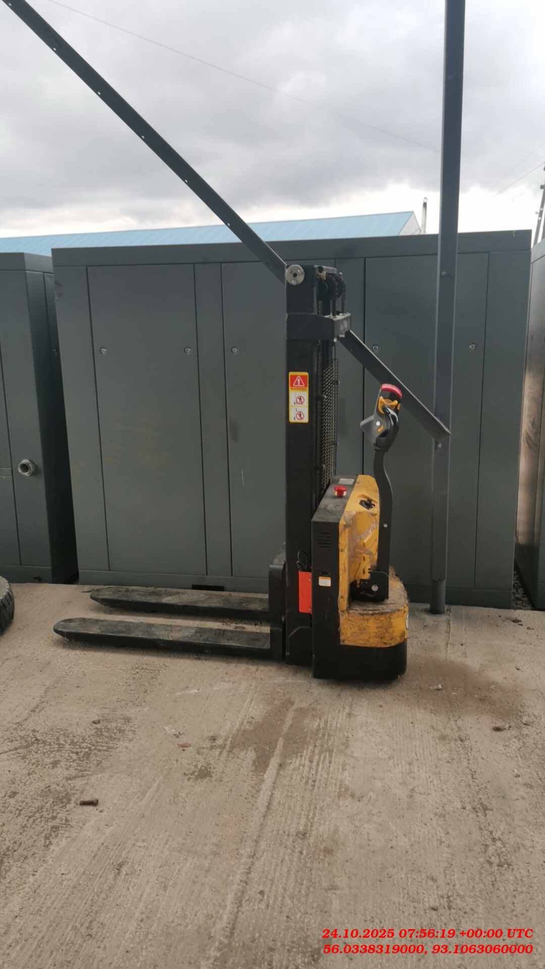 TOR IWS15S Штабелер самоходный, 2022 года