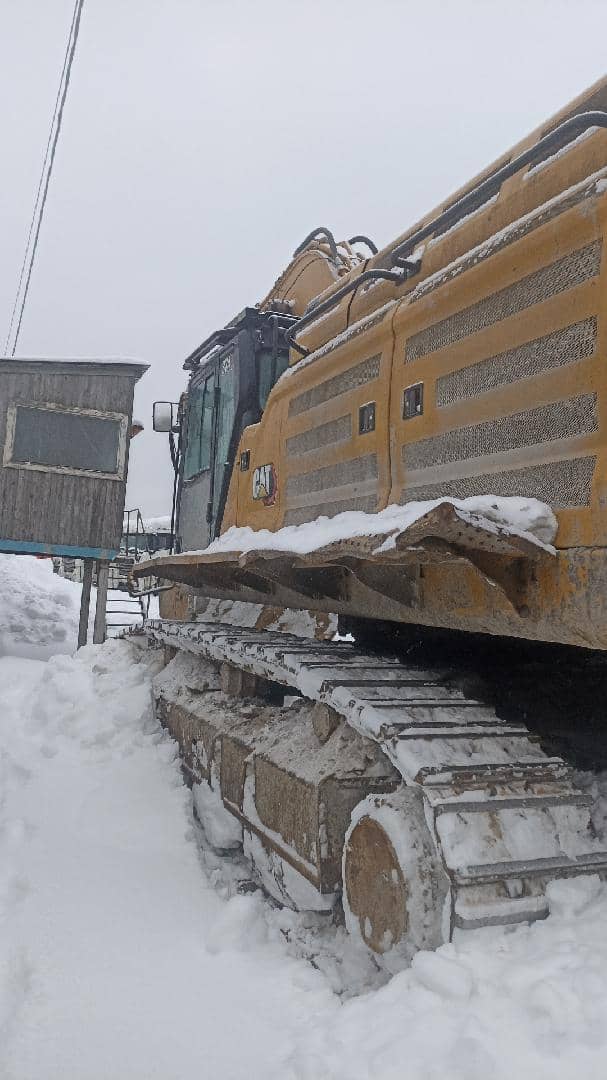 CATERPILLAR 374,  6 686 км, 2021 года в лизинг