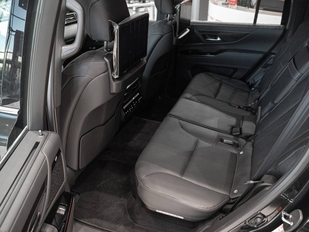 Lexus LX 600 Luxury