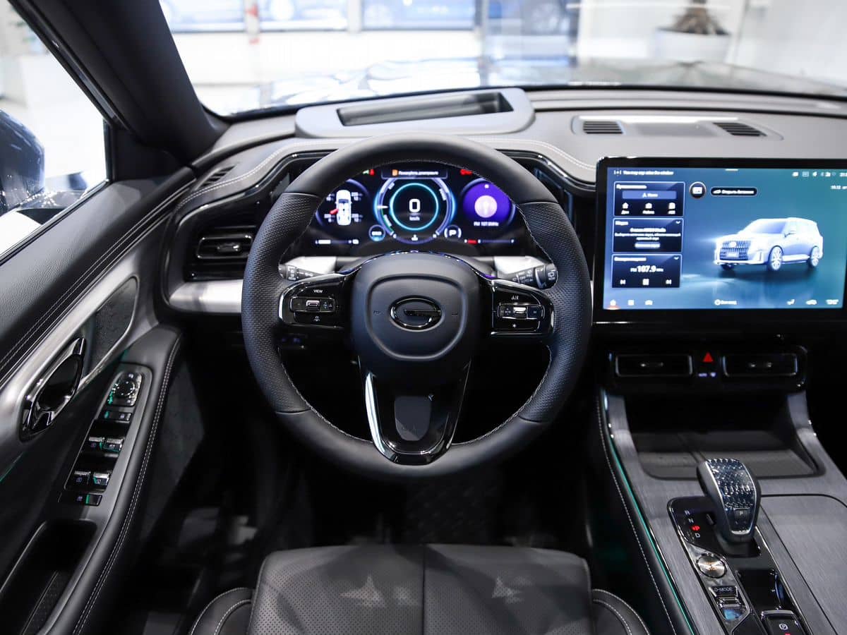 GAC GS8 Джи-Икс Премиум 2.0 АТ полный привод (GX Premium)
