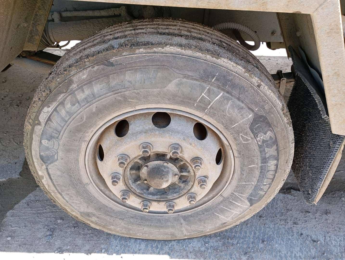 FAW CA3310P66K24T4E4 8x4 (E4),  222 669 км, 2022 года в лизинг