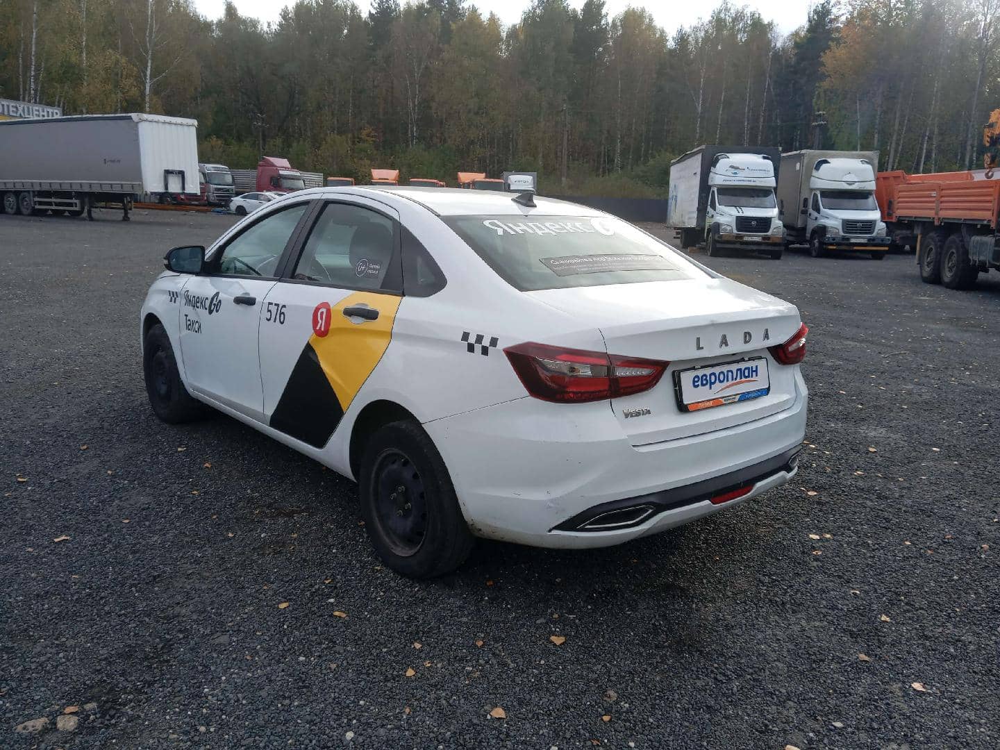 Lada Vesta седан,  167 831 км, 2023 года в лизинг