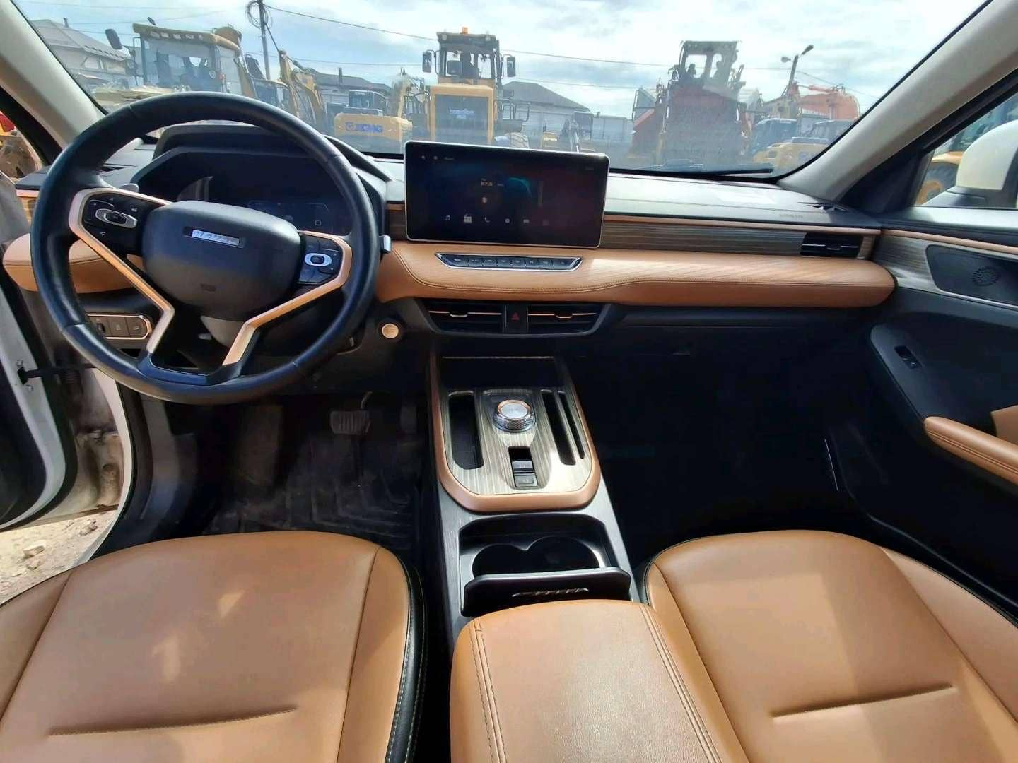 Haval Jolion,  244 520 км, 2023 года в лизинг
