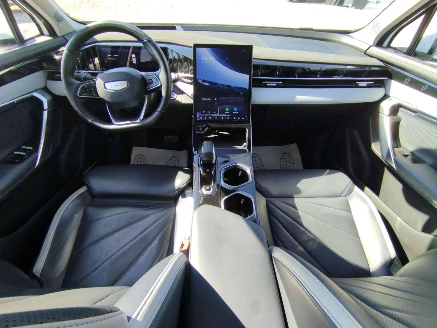 Geely Atlas,  59 200 км, 2024 года в лизинг