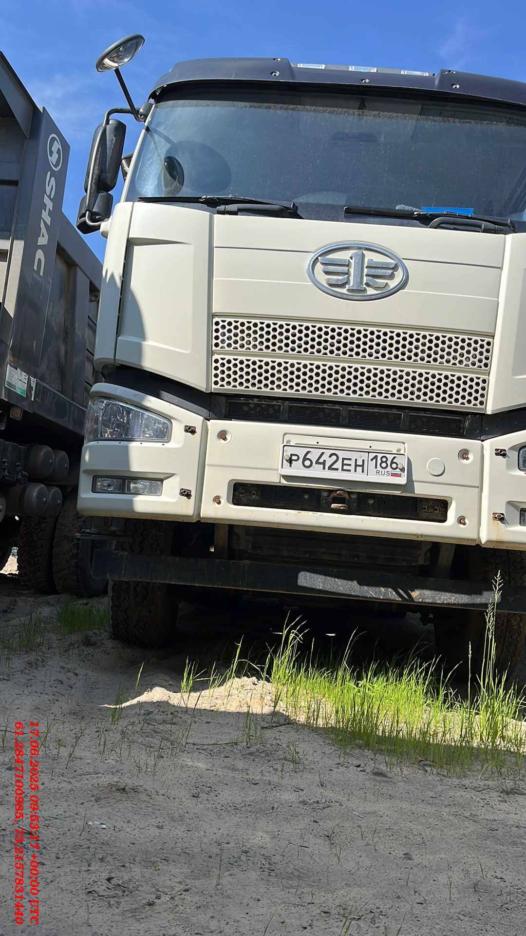 FAW CA3250P66K24L1TE5 6x6,  65 462 км, 2023 года