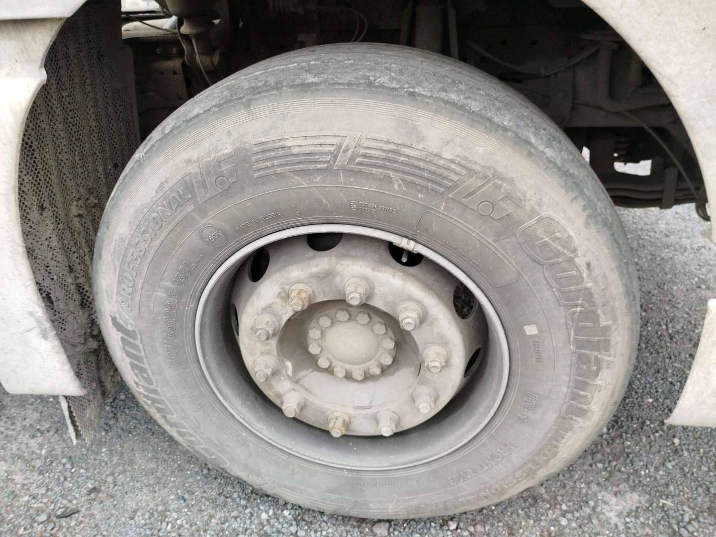 Sitrak C7H 4x2 ZZ4186V361HE,  720 671 км, 2022 года в лизинг