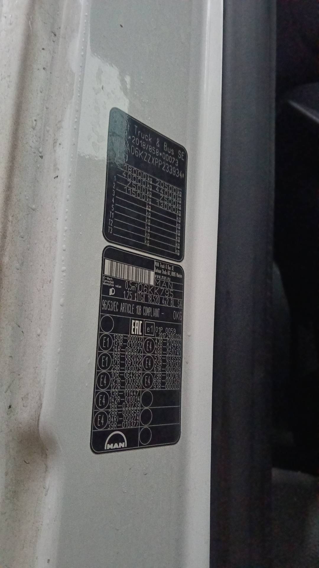 MAN TGX 18.520 4X2 BLS,  217 354 км, 2023 года в лизинг