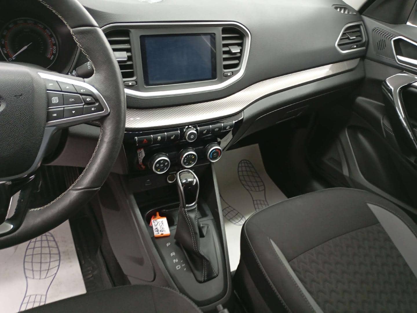 Lada Vesta седан,  44 977 км, 2025 года в лизинг