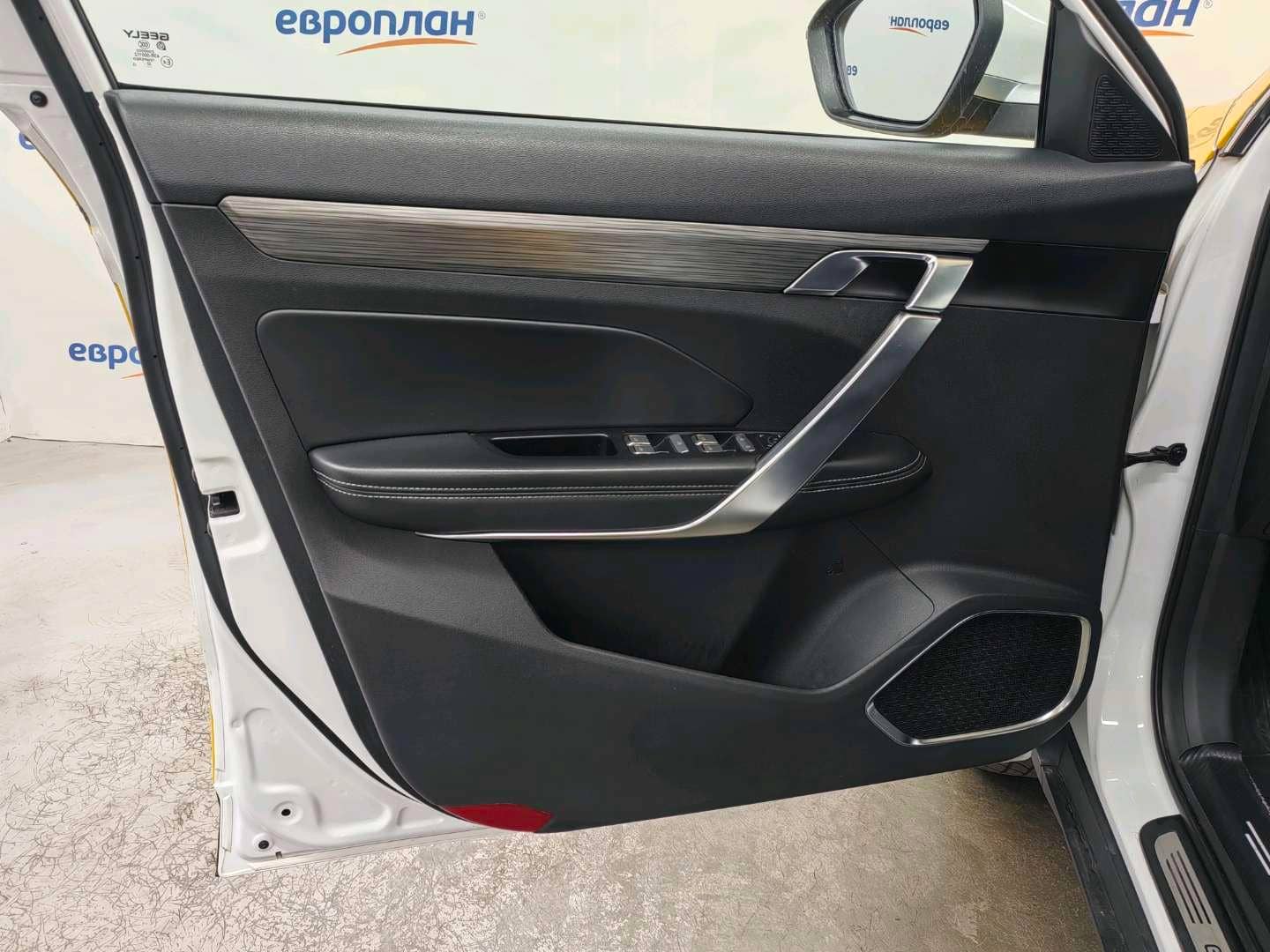 Geely Atlas Pro,  237 053 км, 2023 года в лизинг