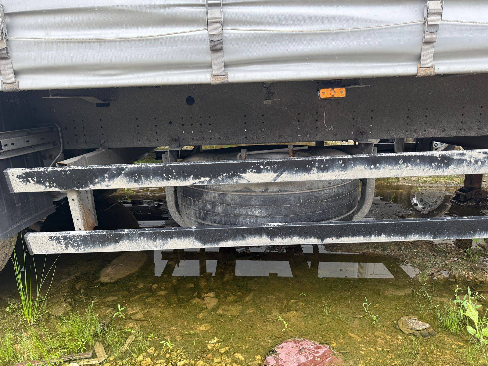 SCHMITZ Шторный 9084, 2017 года в лизинг