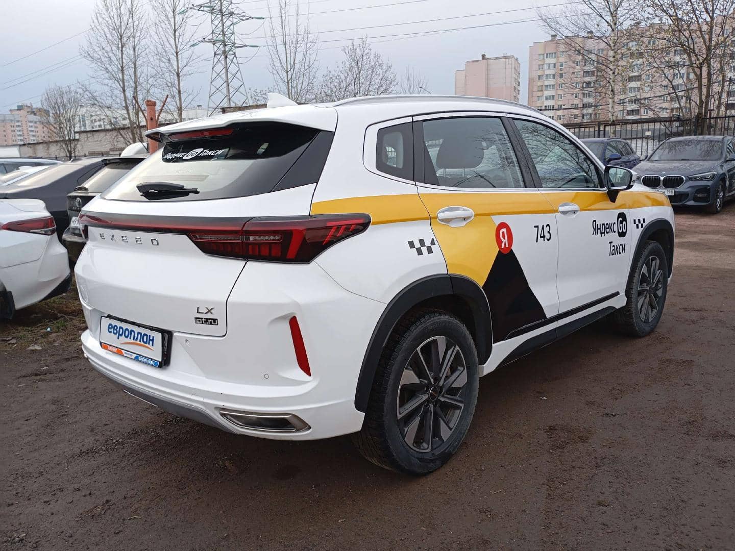 EXEED LX,  162 890 км, 2023 года в лизинг