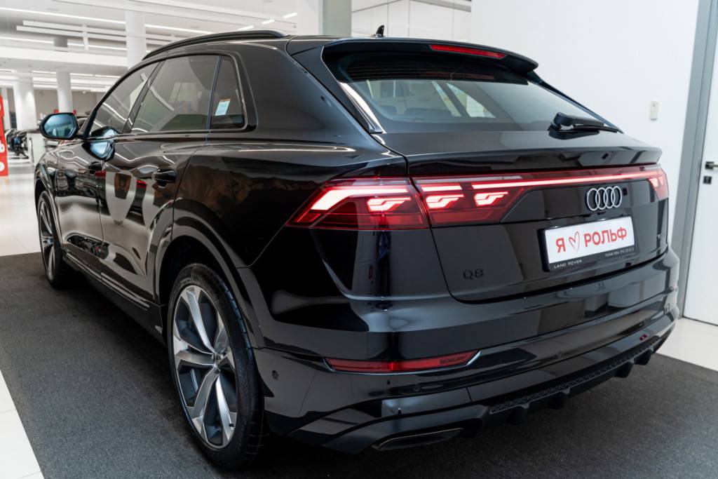 Audi Q8 50 TDI quattro tiptronic