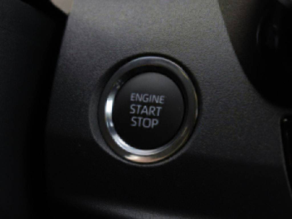 Toyota Camry 2.0S Sports Edition