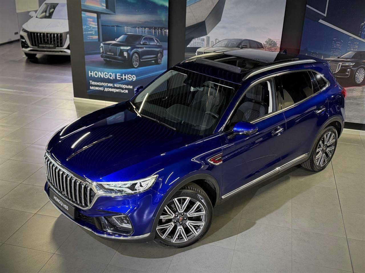 Hongqi HS5 Deluxe 2.0T AWD