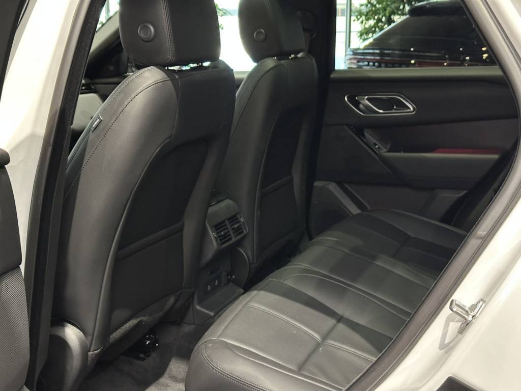 Land Rover Velar 2.0 250 Дайнэмик СЕ (Dynamic SE)