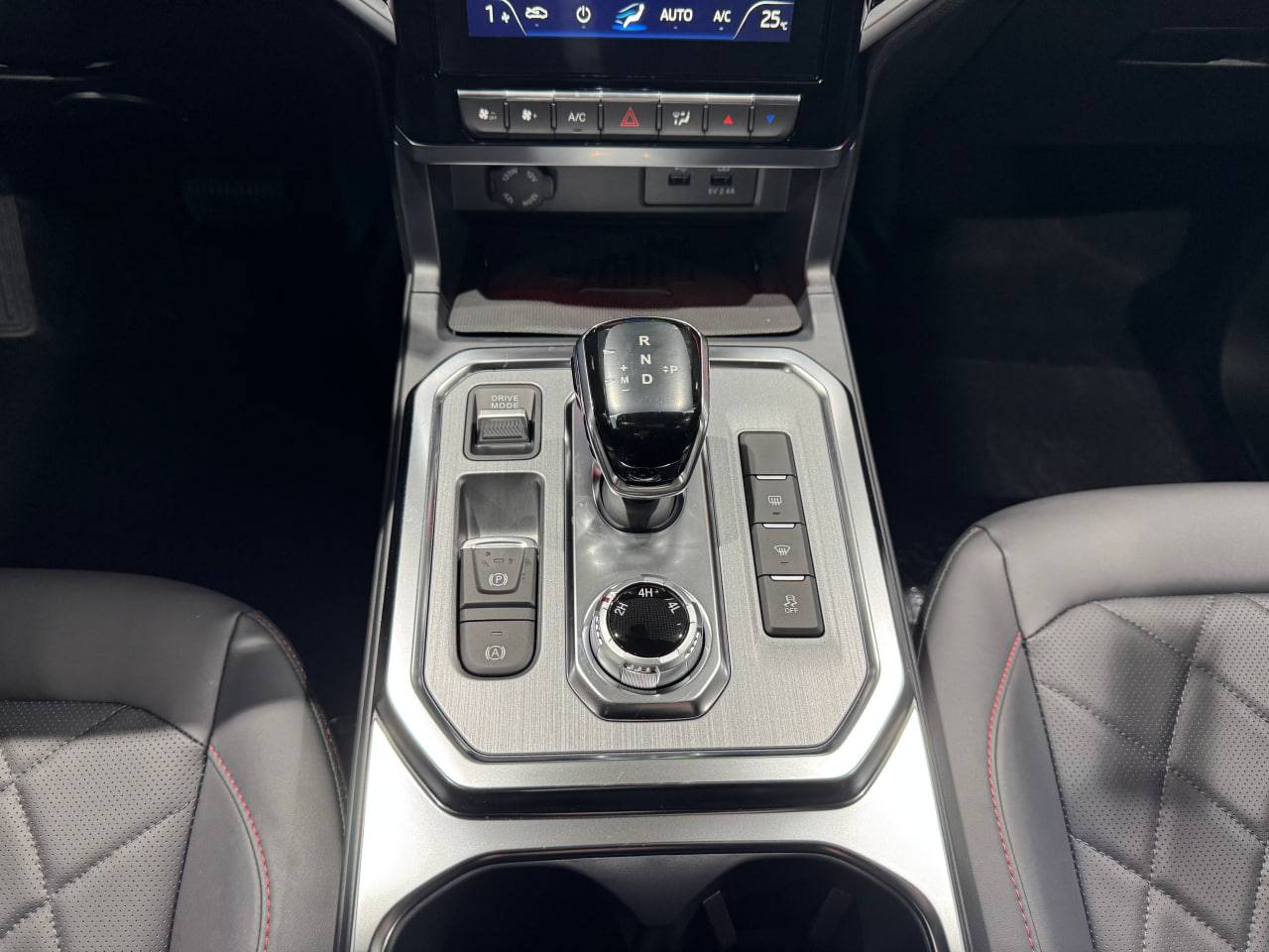 JAC T9 Explore 2.0T AT 4WD