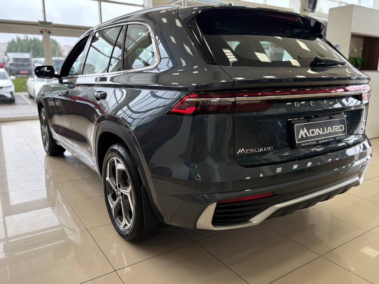 Geely Monjaro Luxury 2.0T (238 hp) 8AT 4WD
