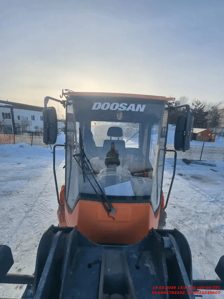 DOOSAN/DEVELON SD200,  2 937 км, 2023 года в лизинг