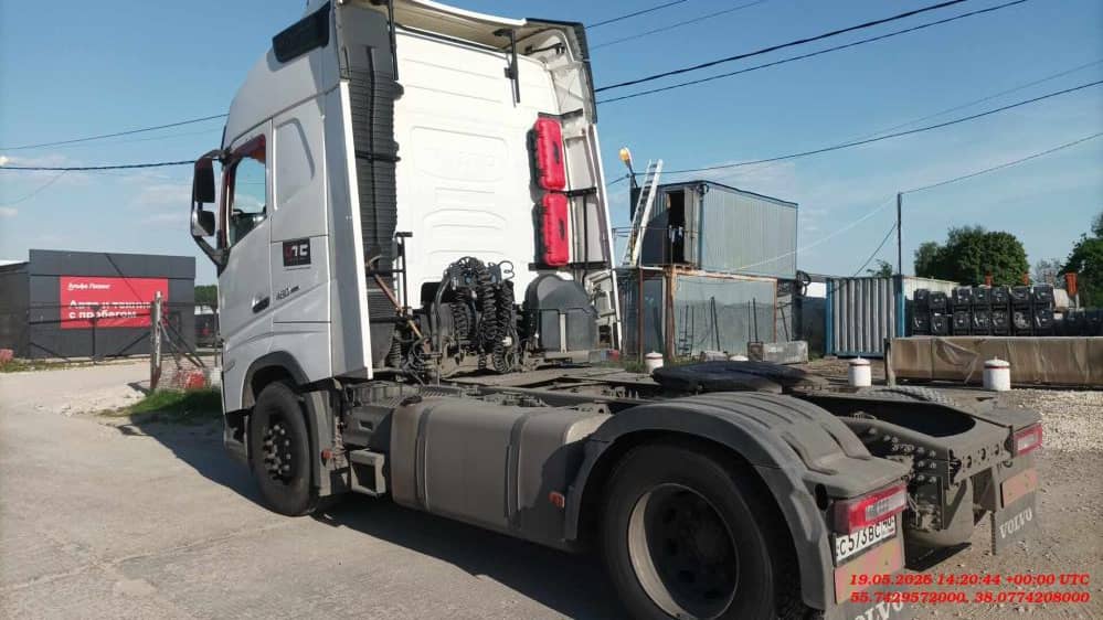 Volvo FH 460 4x2 (FH Globetrotter),  436 505 км, 2021 года в лизинг