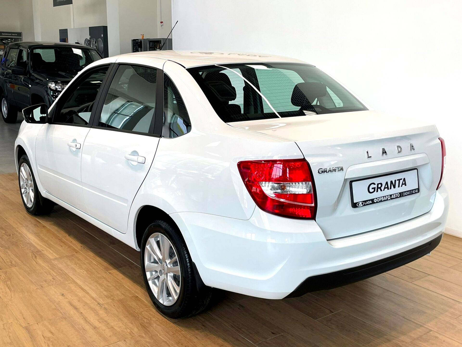 Lada Granta седан Comfort 24 1.6 106hp 5MT
