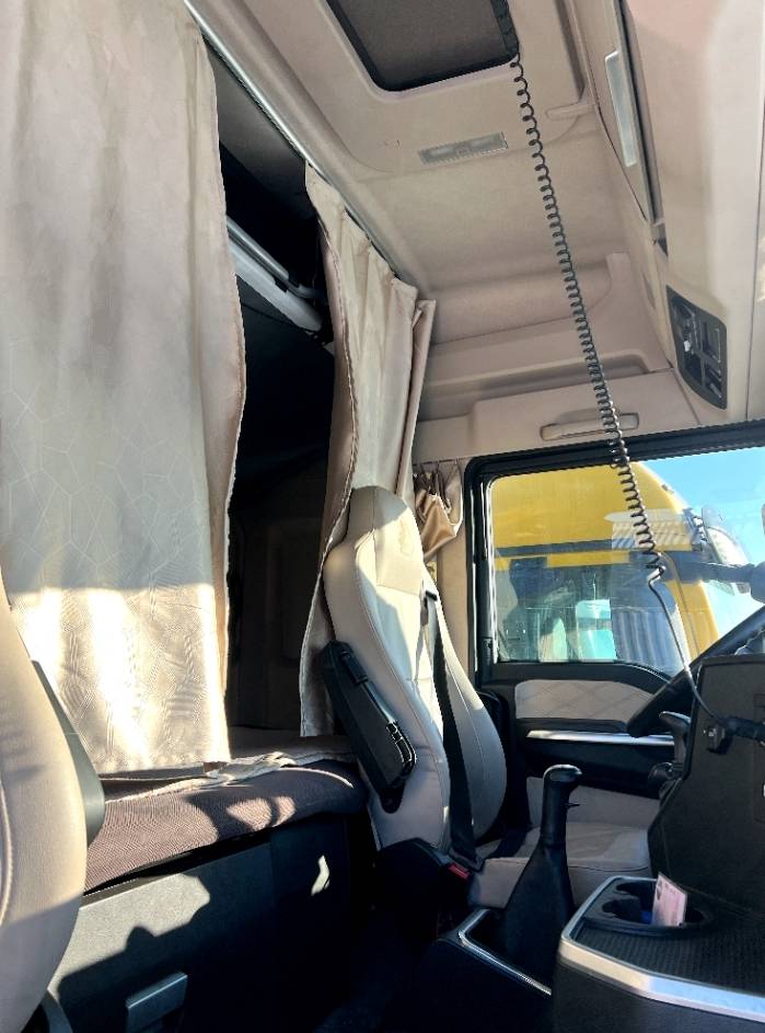 Sitrak С7Н MAX 6×4 ZZ4256V364HE,  1 130 097 км, 2023 года