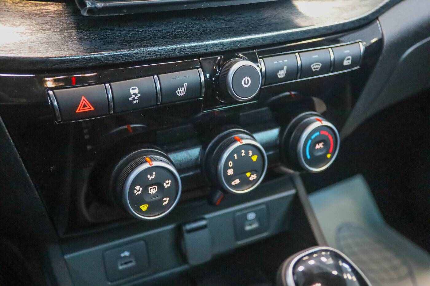 Lada Aura 1.8 CVT 2WD Status