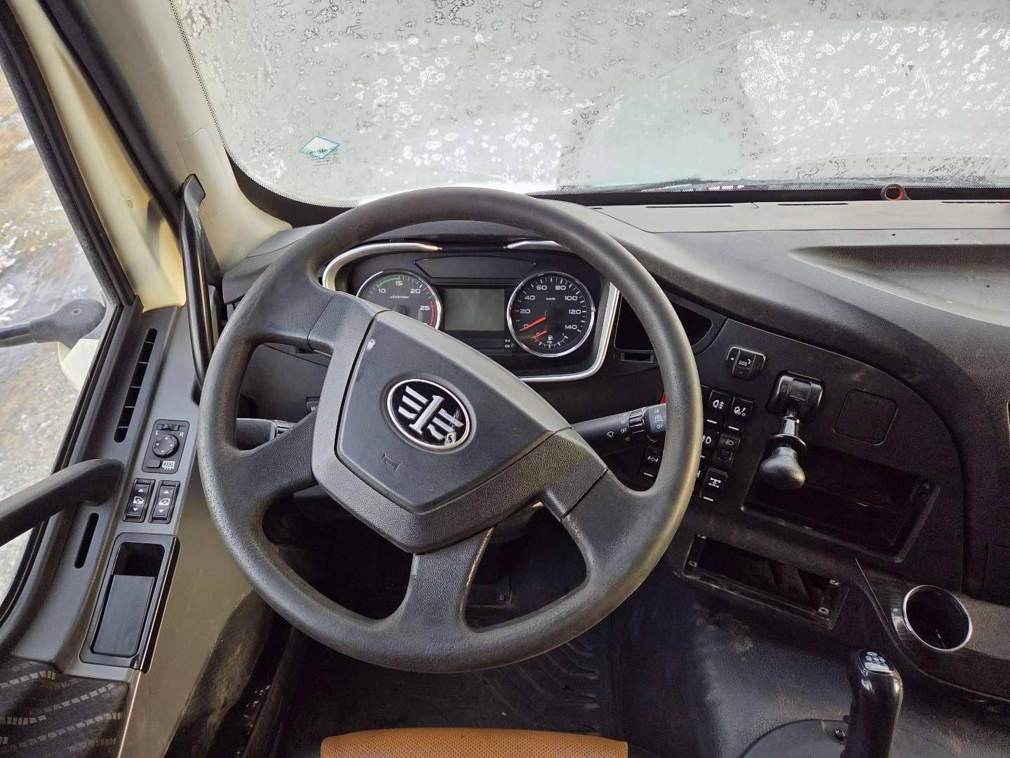FAW CA3250P66K24L1TE5 6x6,  103 596 км, 2023 года в лизинг