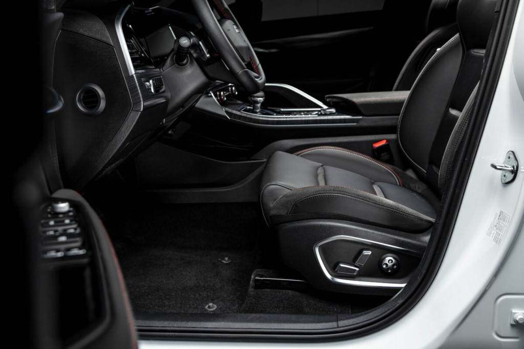 Knewstar 001 Flagship 2.0T 4WD 8AT