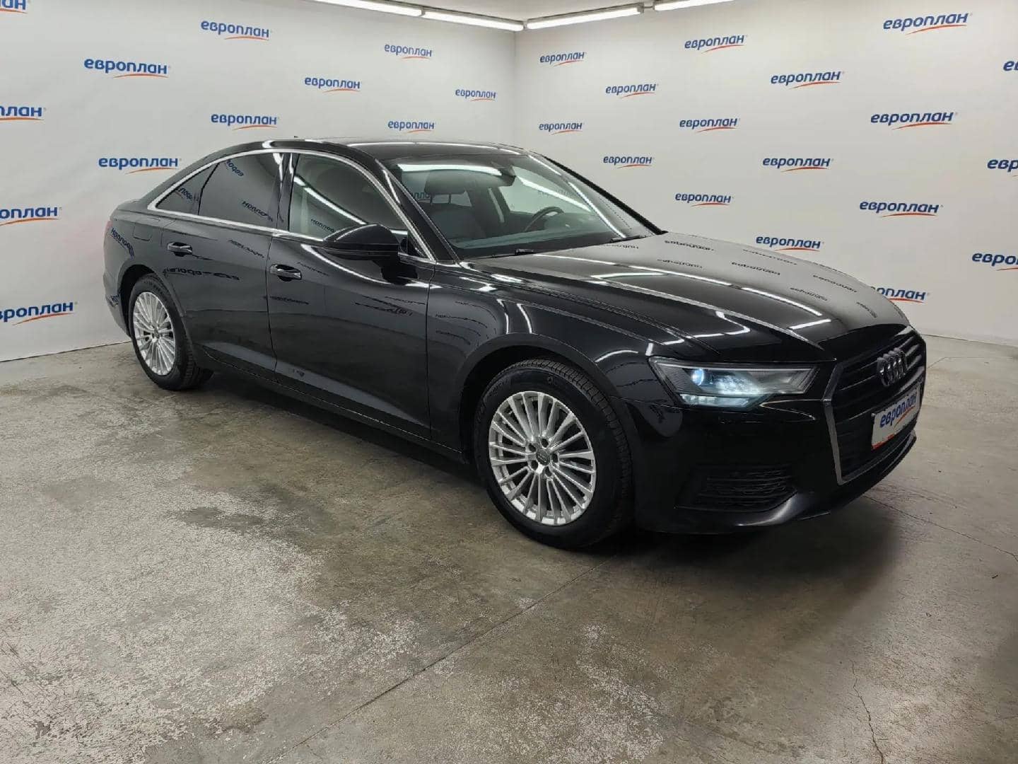 Audi A6,  128 190 км, 2020 года в лизинг