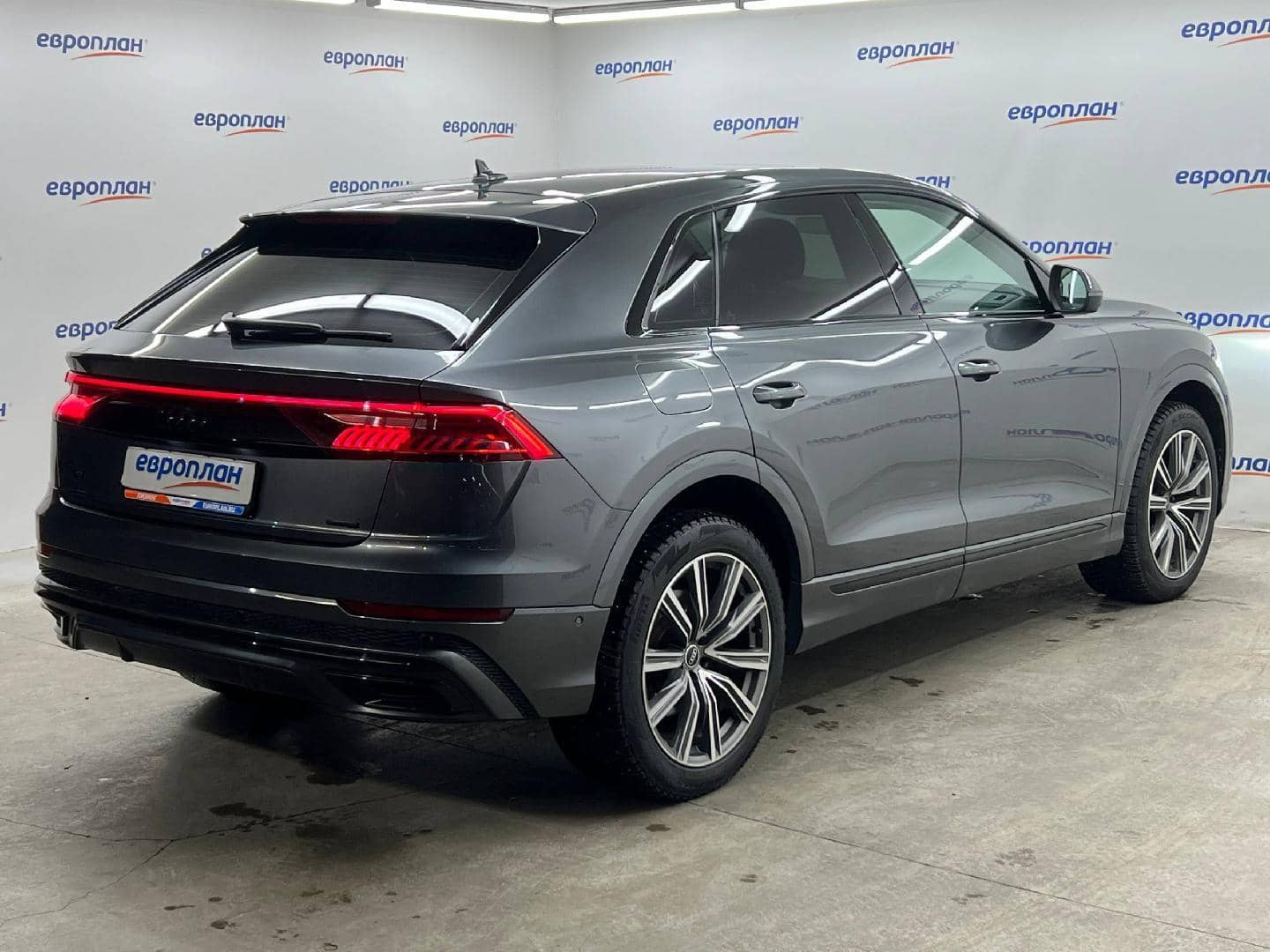 Audi Q8,  97 978 км, 2020 года в лизинг