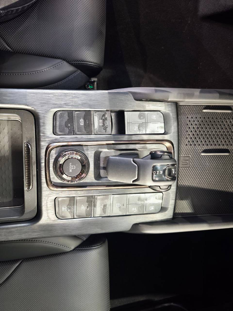 Haval H9 Premium 2.0T 8AT 4WD