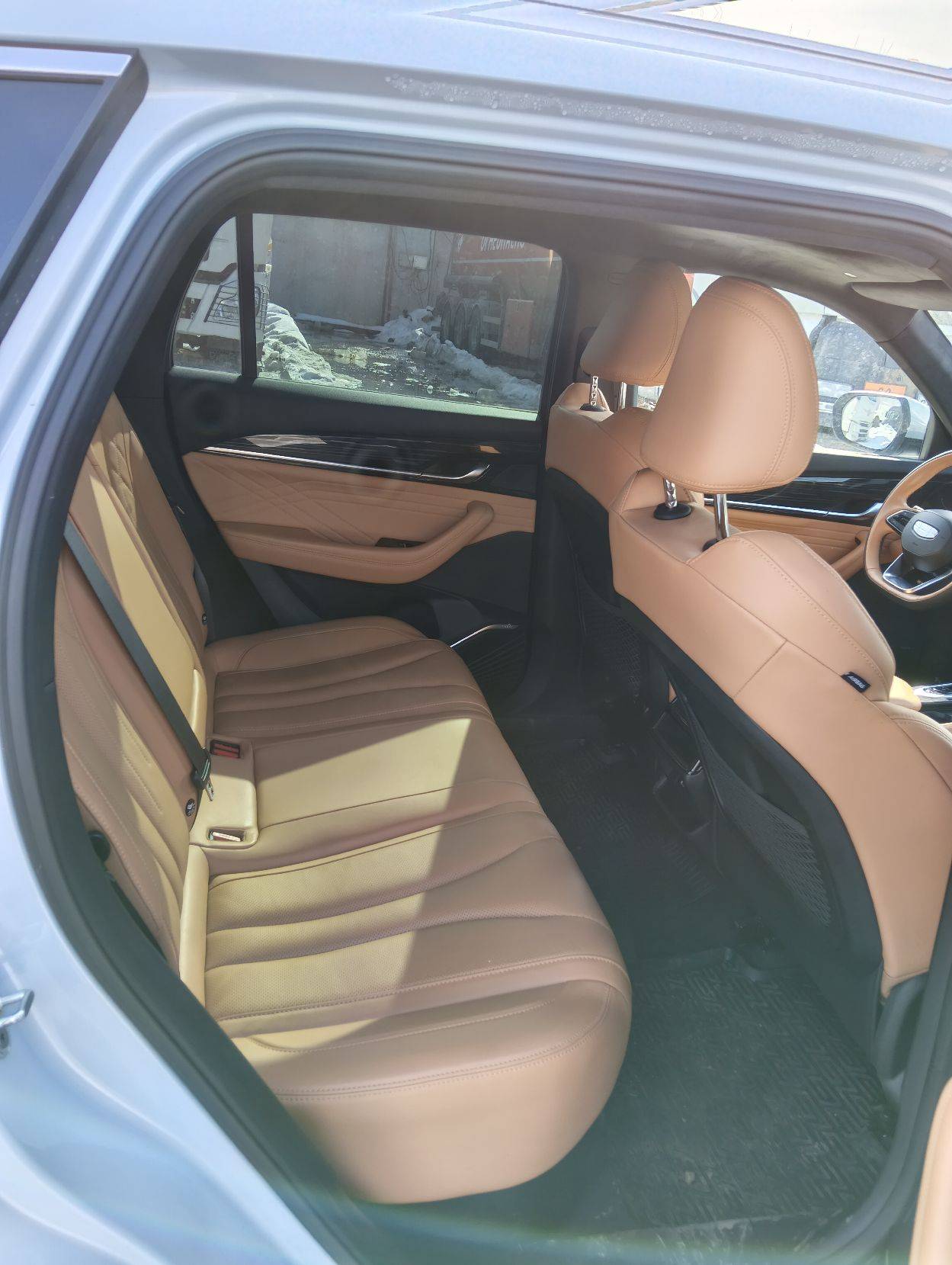 Geely Monjaro Hi-P (Xingyue L Hi-P),  40 068 км, 2022 года в лизинг