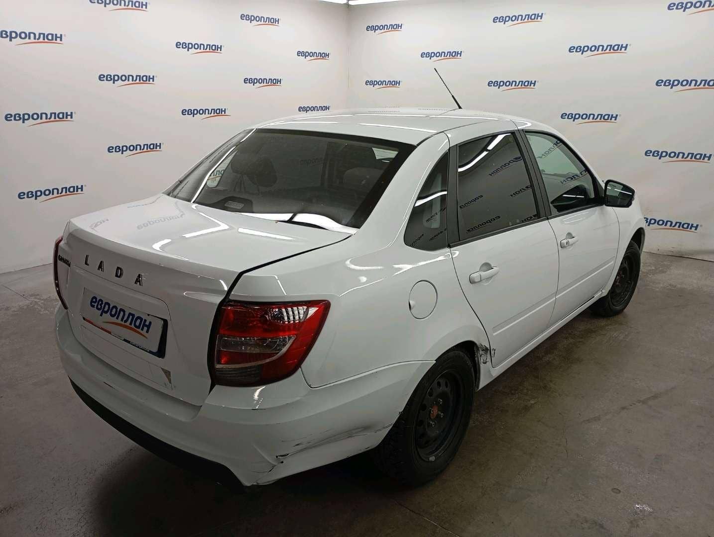 Lada Granta седан,  62 287 км, 2023 года в лизинг