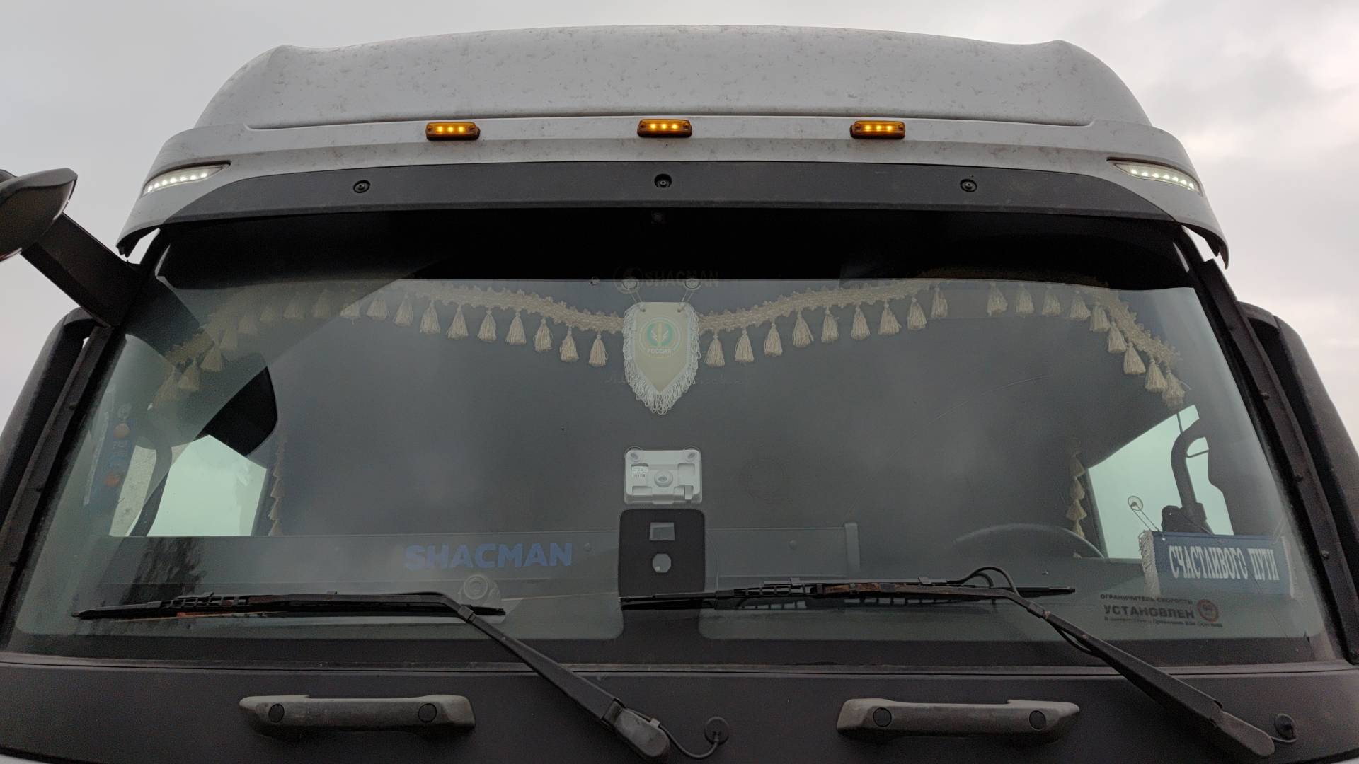 Shacman SX4188YY381,  331 014 км, 2023 года в лизинг