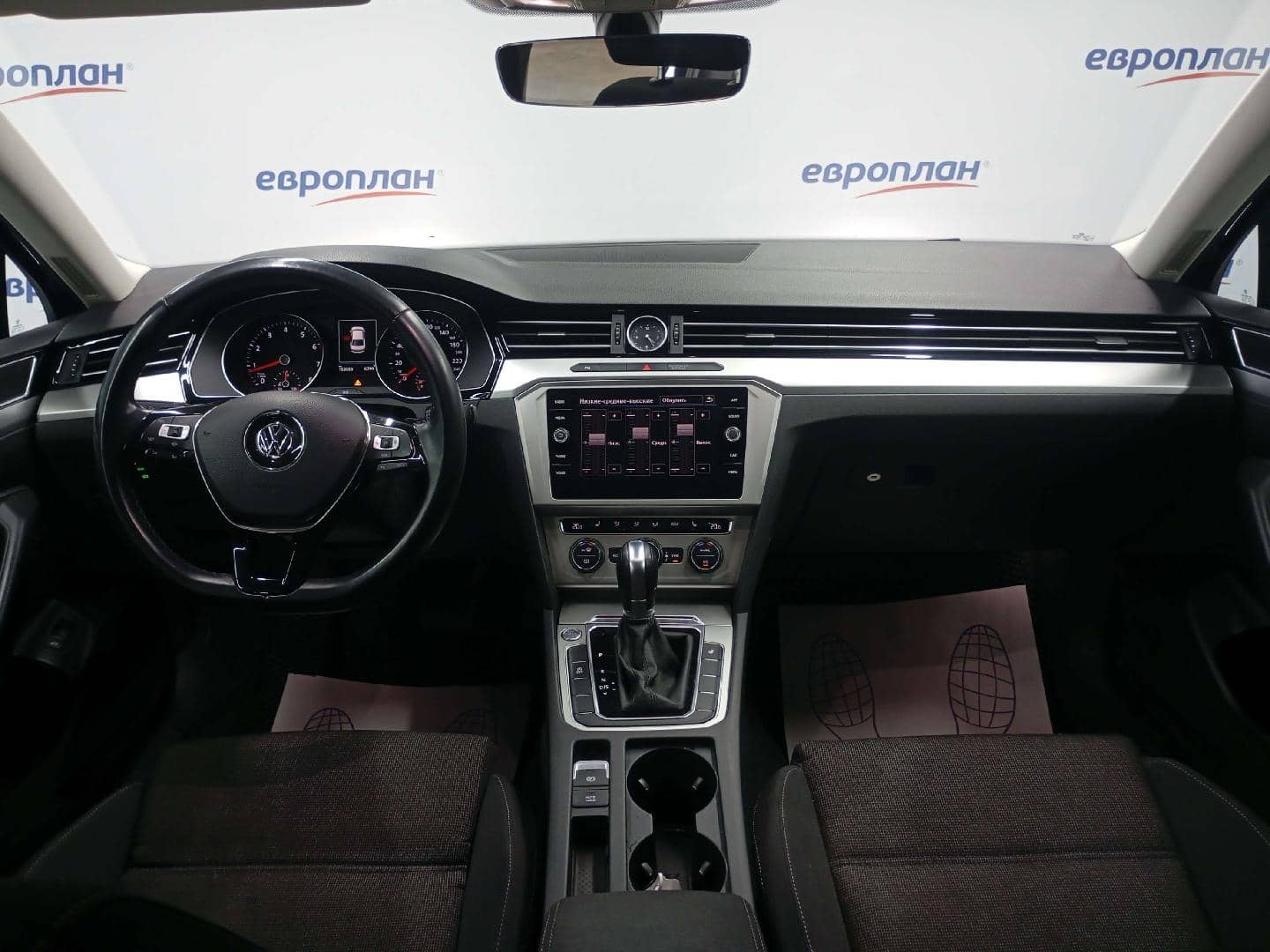 Volkswagen Passat,  159 889 км, 2018 года в лизинг