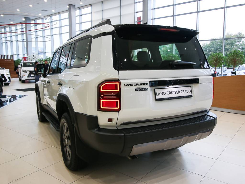 Toyota Land Cruiser Prado VX 2.4 AT