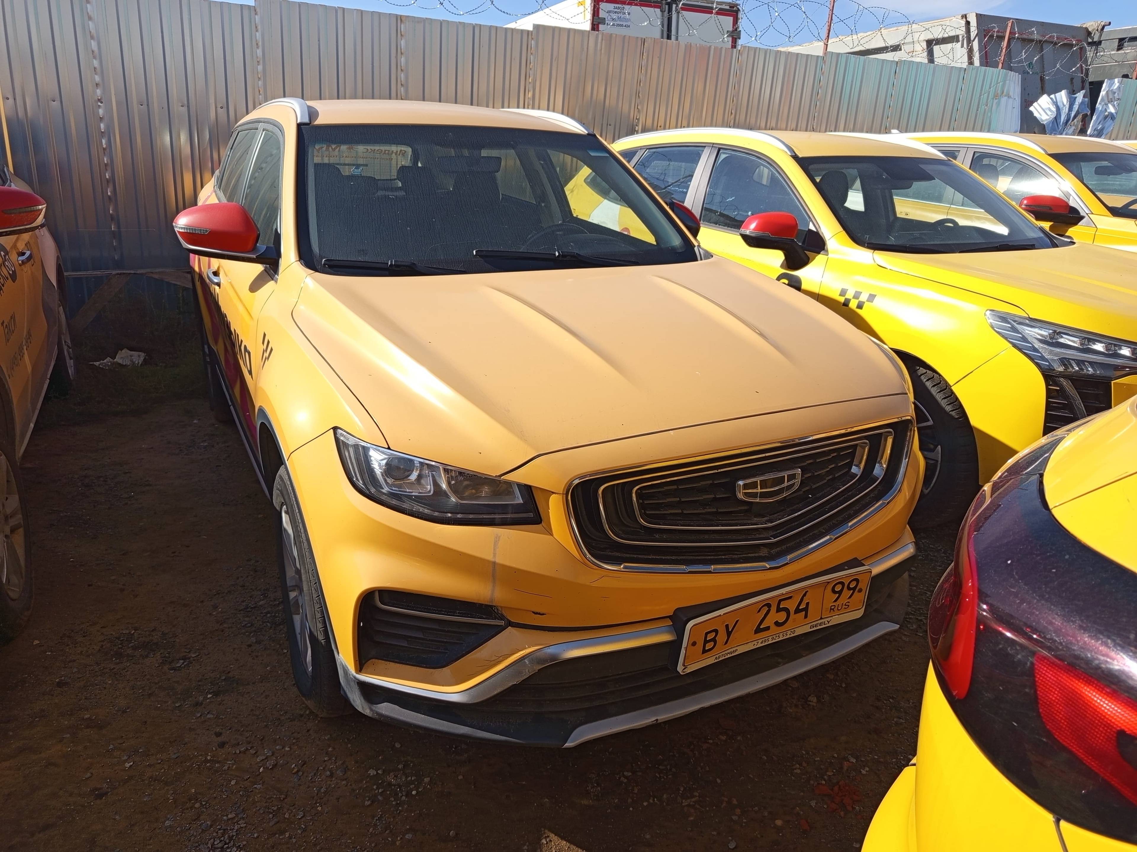 Geely Atlas Pro,  170 899 км, 2022 года в лизинг
