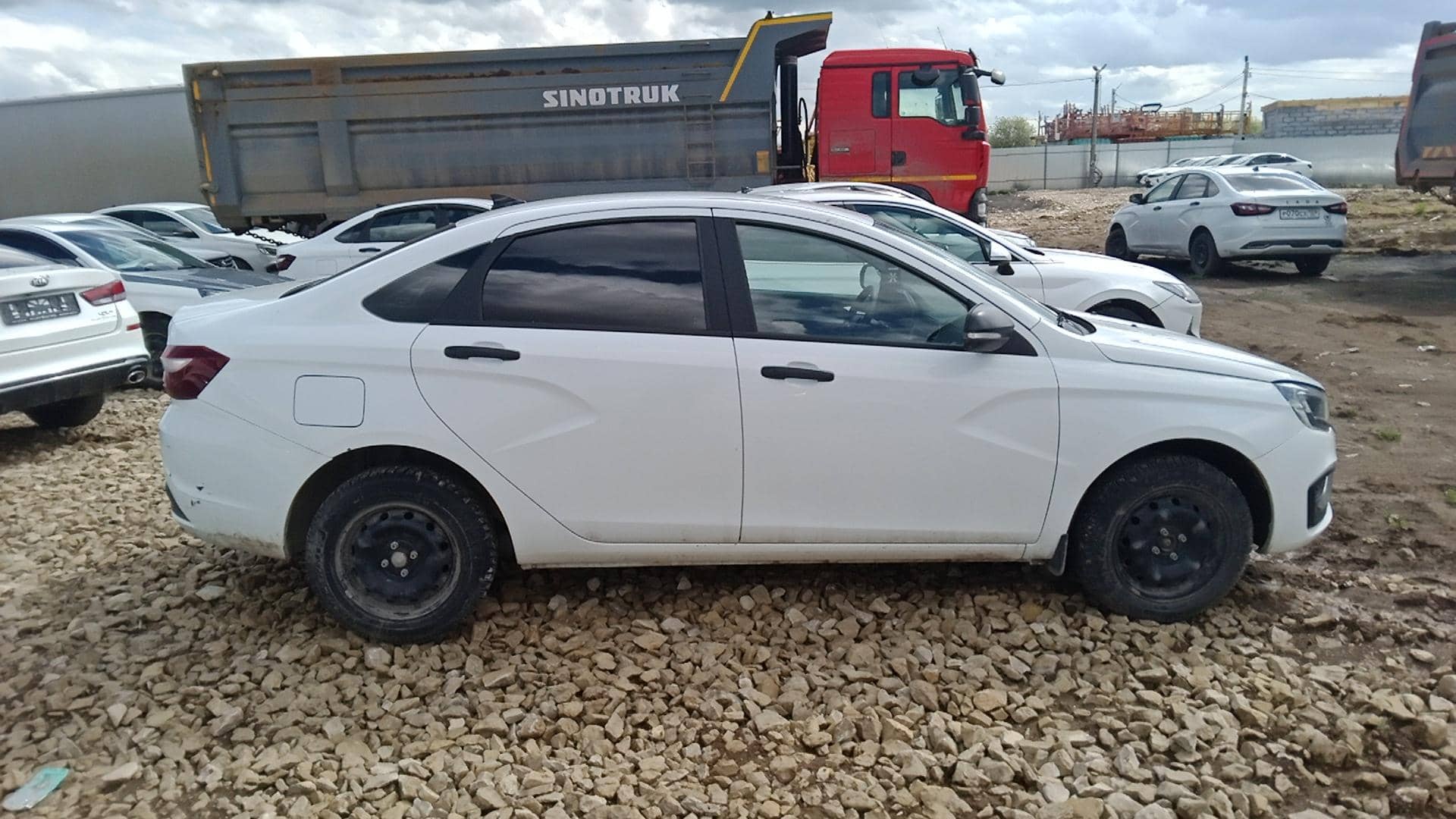 Lada Vesta седан,  57 930 км, 2023 года в лизинг