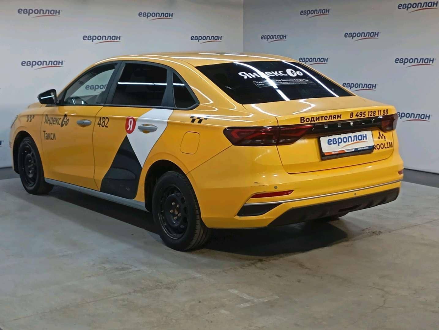 Geely Emgrand,  212 667 км, 2023 года в лизинг