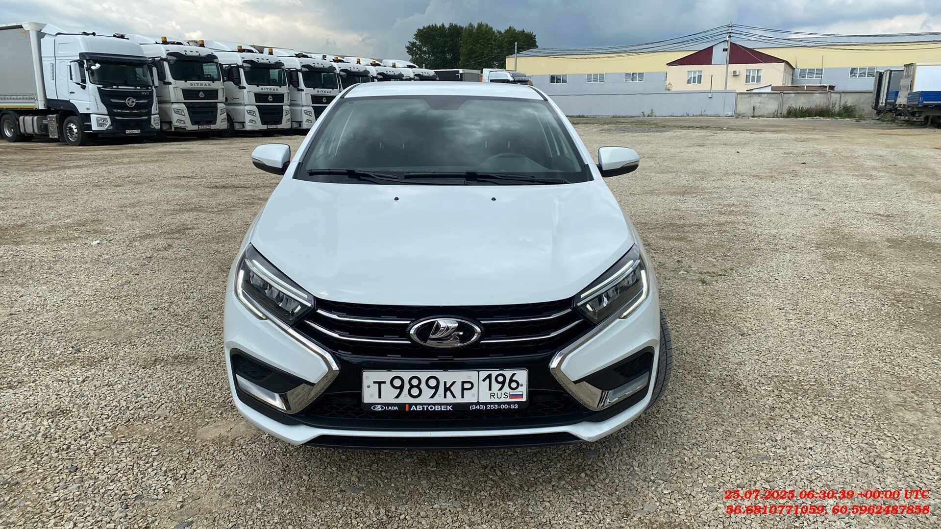 Lada Vesta седан,  4 530 км, 2023 года в лизинг