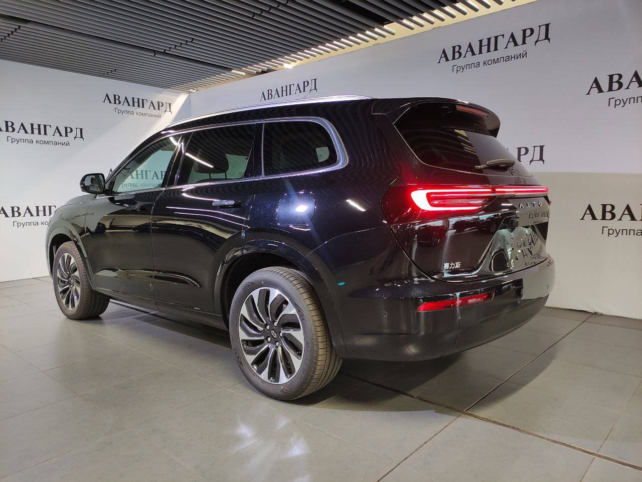 AITO M7 Luxury 4WD 6seats