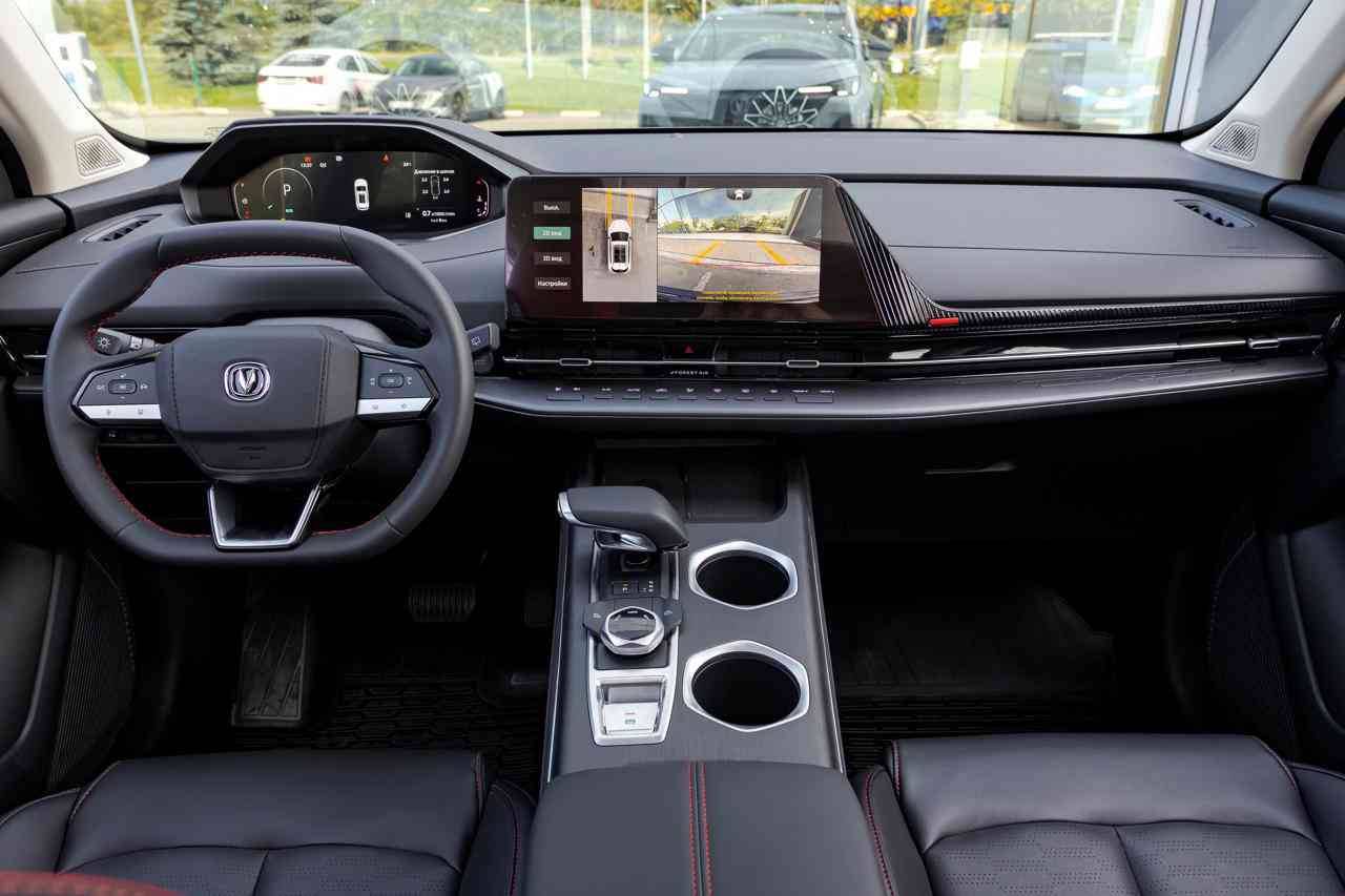 Changan Uni-S Tech 1.5T 7DCT