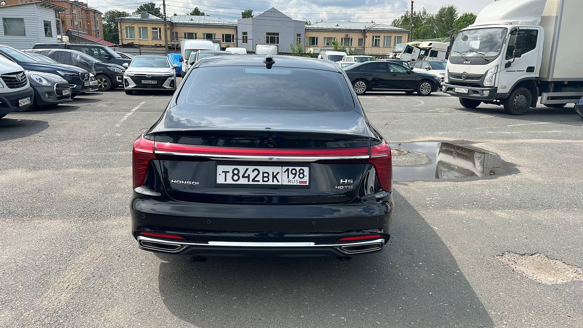 Hongqi H5,  34 097 км, 2024 года в лизинг