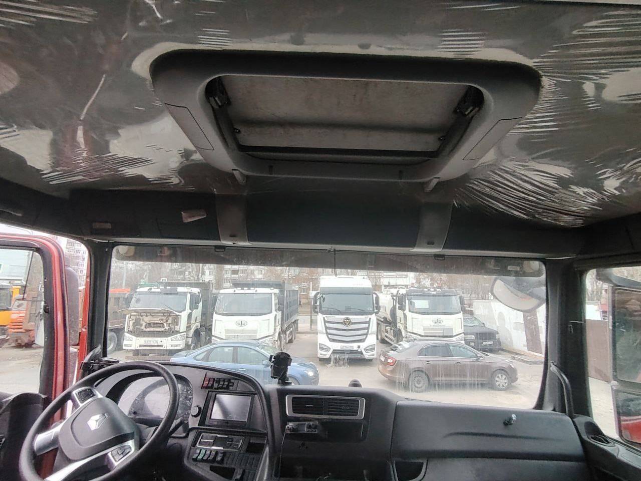Sitrak ZZ3316V466ME Лот 000000396