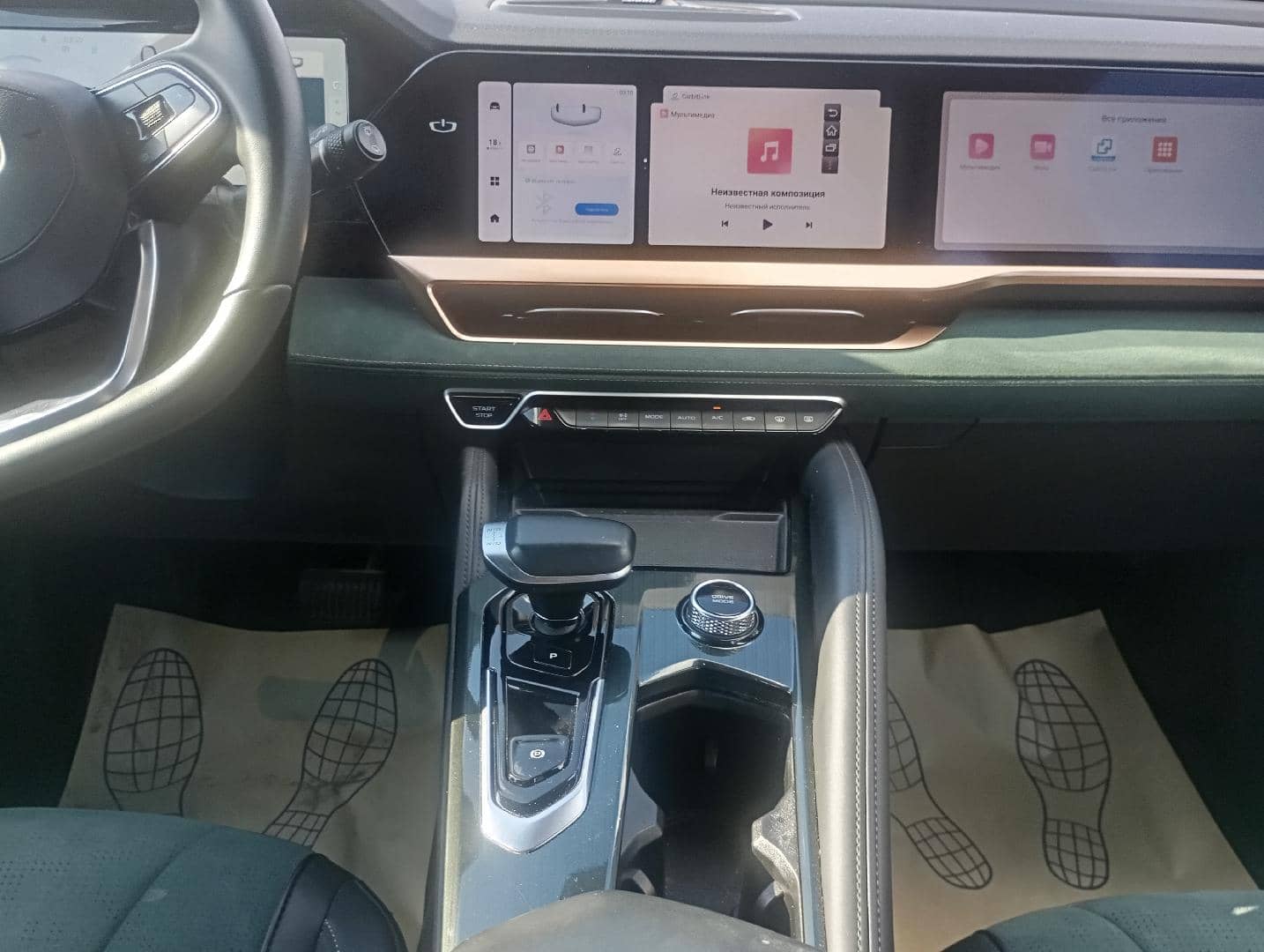 Geely Monjaro,  99 898 км, 2023 года в лизинг