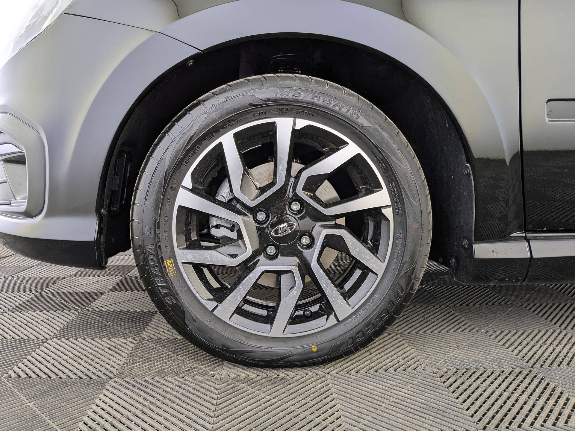 Lada Granta Drive Active Comfort 24 1.6 106hp 5MT