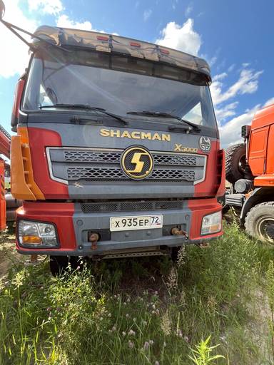 Shacman SX32586T385